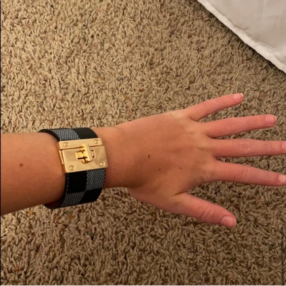 Checkered pleather bracelet - Picture 5 of 6